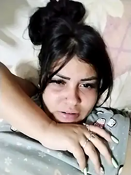 Snapshot of merylinbebe chatting on October 7, 10:40 pm merylinbebe online show from October 7, 10:40 pm