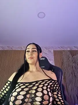 ashly moonn online show from October 27, 6:56 pm