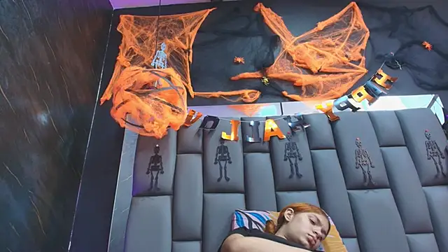 kissme luna online show from October 30, 7:14 pm