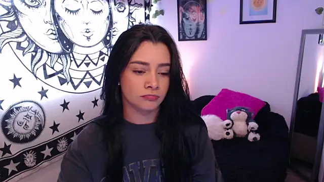 MarilynWhite  online show from October 30, 8:53 pm