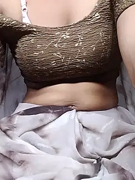 Snapshot of Aasha_devi05 chatting on October 31, 5:25 pm Aasha devi05 online show from October 31, 5:25 pm