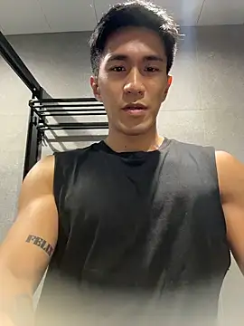 gooodboiii online show from May 14, 2:13 pm