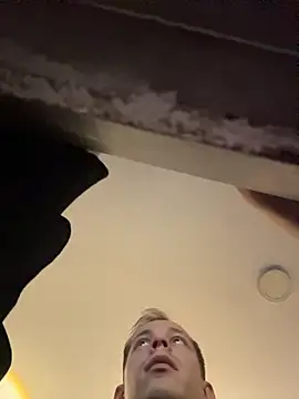 Snapshot of dimitryivanovv chatting on November 7, 6:57 am dimitryivanovv online show from November 7, 6:57 am