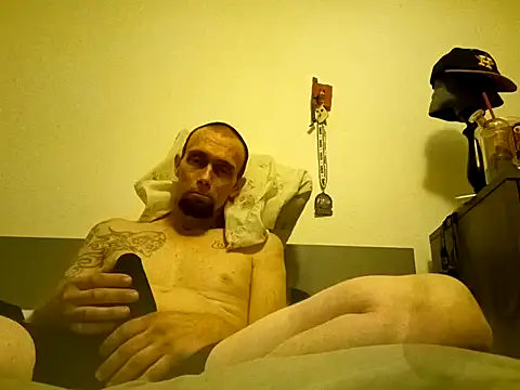 Nocturnal Eros online show from September 14, 6:45 am