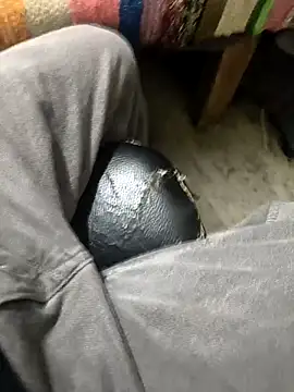 Snapshot of theindianjason chatting on November 20, 2:23 am theindianjason online show from November 20, 2:23 am