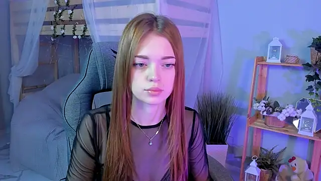 Snapshot of FlexyFox chatting on November 19, 11:32 am FlexyFox online show from November 19, 11:32 am