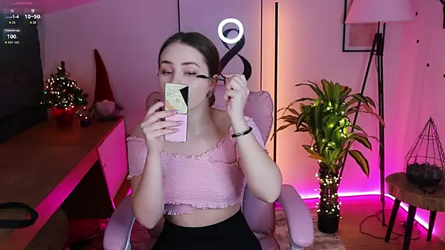 Sweet  Amily online show from December 4, 7:17 am