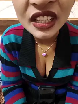 Itz Mayra  online show from November 18, 6:07 am