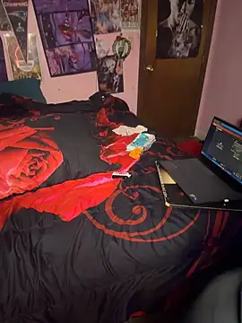 shortywidaphatty online show from March 23, 9:57 am