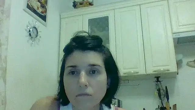 Snapshot of Zorayyaa chatting on July 8, 7:18 pm Zorayyaa online show from July 8, 7:18 pm