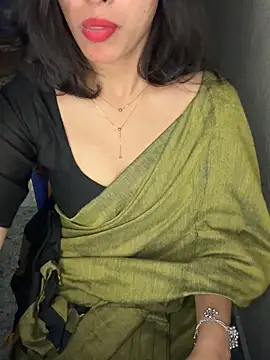 Snapshot of Tanya-mittal chatting on October 18, 2:25 am Tanya-mittal online show from October 18, 2:25 am