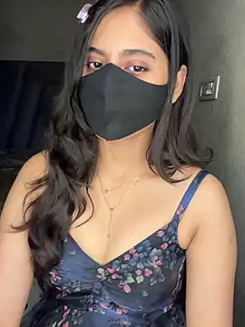 Snapshot of Tanya-mittal chatting on October 24, 12:41 am Tanya-mittal online show from October 24, 12:41 am