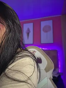 Megaan  More online show from July 18, 3:11 am