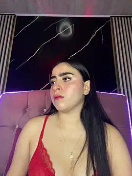 Snapshot of Elha_20 chatting on October 8, 3:15 am Elha 20 online show from October 8, 3:15 am
