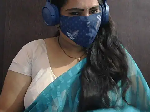 Snapshot of Nisha-telugu chatting on November 17, 4:57 pm Nisha-telugu online show from November 17, 4:57 pm