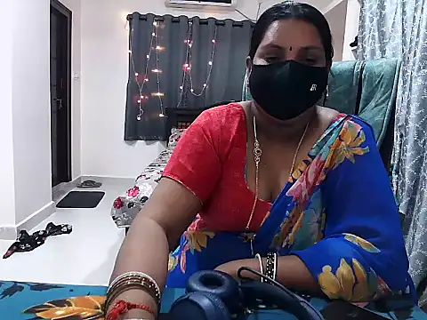 Snapshot of Nisha-telugu chatting on June 19, 6:23 pm Nisha-telugu online show from June 19, 6:23 pm