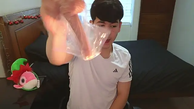 tightncuteass online show from November 11, 9:59 pm