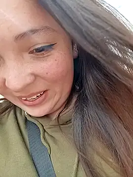 Snapshot of Lunna_azul chatting on September 19, 2:40 pm Lunna azul online show from September 19, 2:40 pm