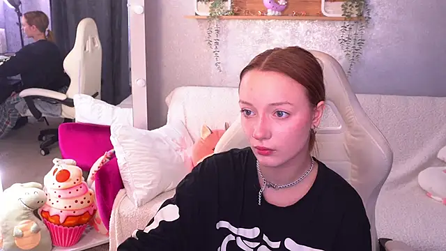 FoxyMayy online show from October 10, 7:18 am