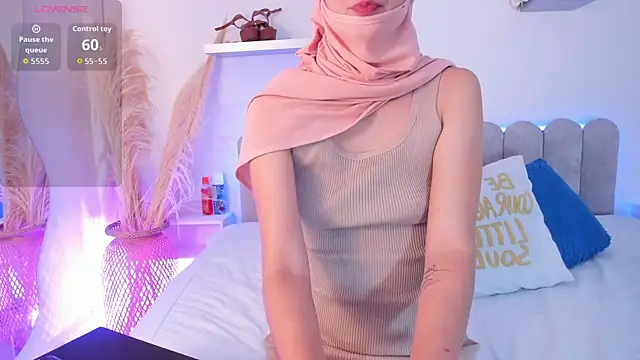 Snapshot of Ridwana_ chatting on December 4, 12:03 pm Ridwana online show from December 4, 12:03 pm