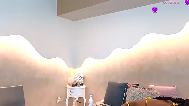 Kloee 12 online show from October 23, 12:48 pm