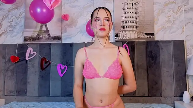 Snapshot of Lunabellee_ chatting on February 14, 7:54 pm Lunabellee online show from February 14, 7:54 pm