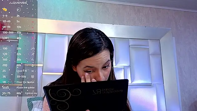 Snapshot of Lunabellee_ chatting on February 16, 8:05 pm Lunabellee online show from February 16, 8:05 pm