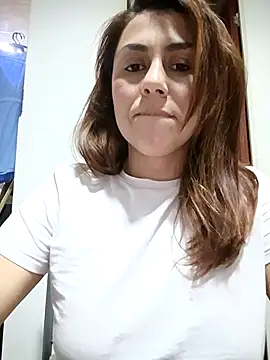 Snapshot of vanessa-titisM chatting on October 5, 1:59 am vanessa-titisM online show from October 5, 1:59 am