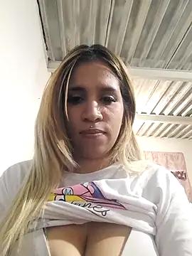 Snapshot of AngelitaSexyCam chatting on September 26, 1:42 am AngelitaSexyCam online show from September 26, 1:42 am