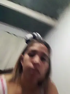 Snapshot of AngelitaSexyCam chatting on November 1, 1:29 am AngelitaSexyCam online show from November 1, 1:29 am