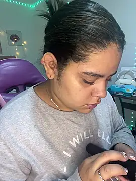 Anabelle 00  online show from April 14, 3:12 am