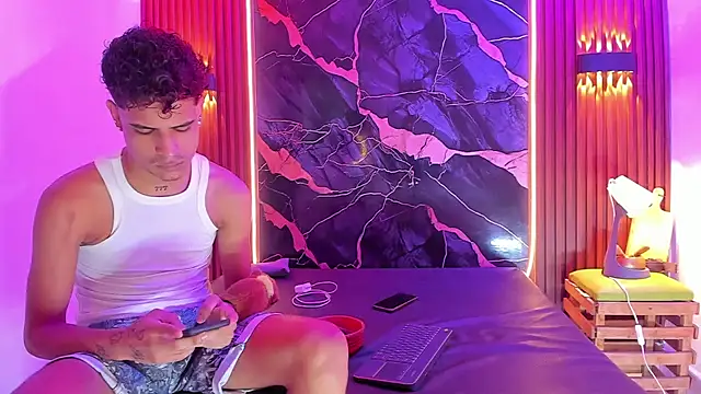 Lucky boys  X online show from October 20, 12:05 pm