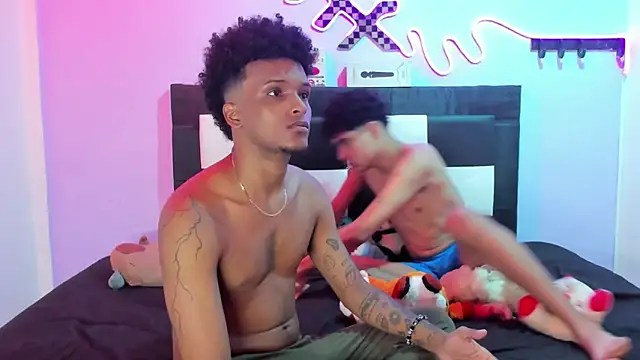 Lucky boys  X online show from May 24, 1:49 pm