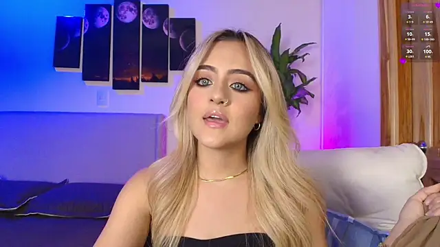 MaryMoon  online show from February 6, 2:27 am