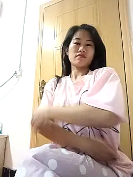 Snapshot of luy-xinh02 chatting on November 14, 2:16 pm luy-xinh02 online show from November 14, 2:16 pm