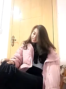 Snapshot of luy-xinh02 chatting on December 21, 9:05 am luy-xinh02 online show from December 21, 9:05 am