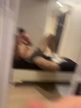 Snapshot of Sovaisback chatting on November 27, 6:10 pm Sovaisback online show from November 27, 6:10 pm