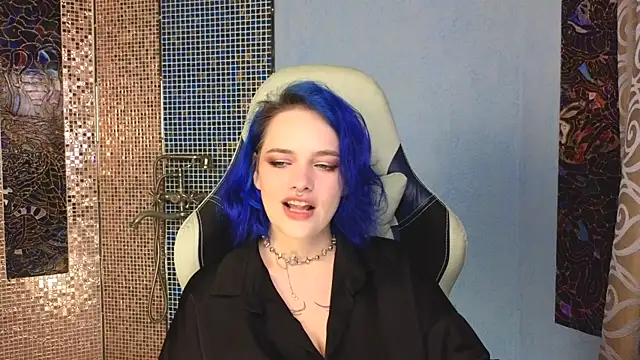 Snapshot of Eniferi chatting on September 13, 7:13 pm Eniferi online show from September 13, 7:13 pm