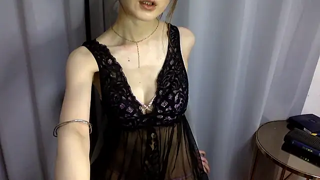 Snapshot of mari_maria chatting on September 21, 6:26 am mari maria online show from September 21, 6:26 am