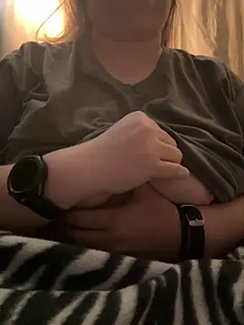 lindamarie  online show from September 12, 4:07 pm