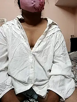 Snapshot of preethi-lovely chatting on September 30, 5:51 pm preethi-lovely online show from September 30, 5:51 pm