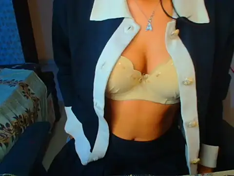 Arpitha07 online show from December 14, 8:35 pm