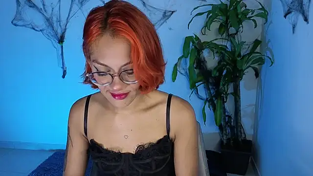 alejandrajade online show from October 29, 9:22 am