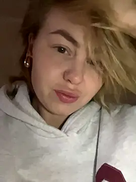 MartaLuna  online show from October 22, 12:16 pm