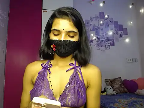 Snapshot of Sweetangle24 chatting on September 22, 3:47 pm Sweetangle24 online show from September 22, 3:47 pm