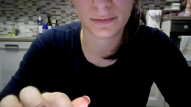 Snapshot of Camaleontica chatting on October 30, 8:09 pm Camaleontica online show from October 30, 8:09 pm