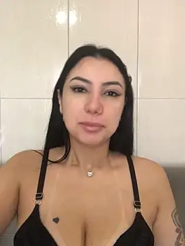 Snapshot of Andreininha chatting on November 28, 1:03 pm Andreininha online show from November 28, 1:03 pm