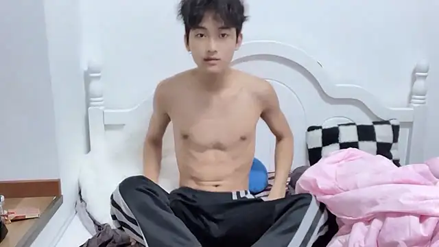 Snapshot of yangyang-2563 chatting on September 23, 2:20 pm yangyang-2563 online show from September 23, 2:20 pm