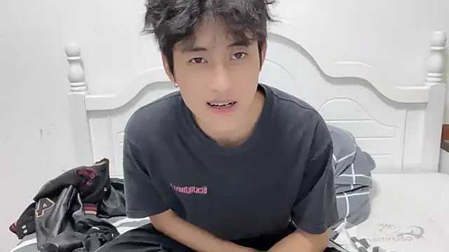 Snapshot of yangyang-2563 chatting on September 24, 2:09 pm yangyang-2563 online show from September 24, 2:09 pm
