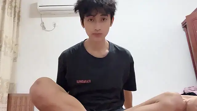 Snapshot of yangyang-2563 chatting on October 2, 4:14 pm yangyang-2563 online show from October 2, 4:14 pm